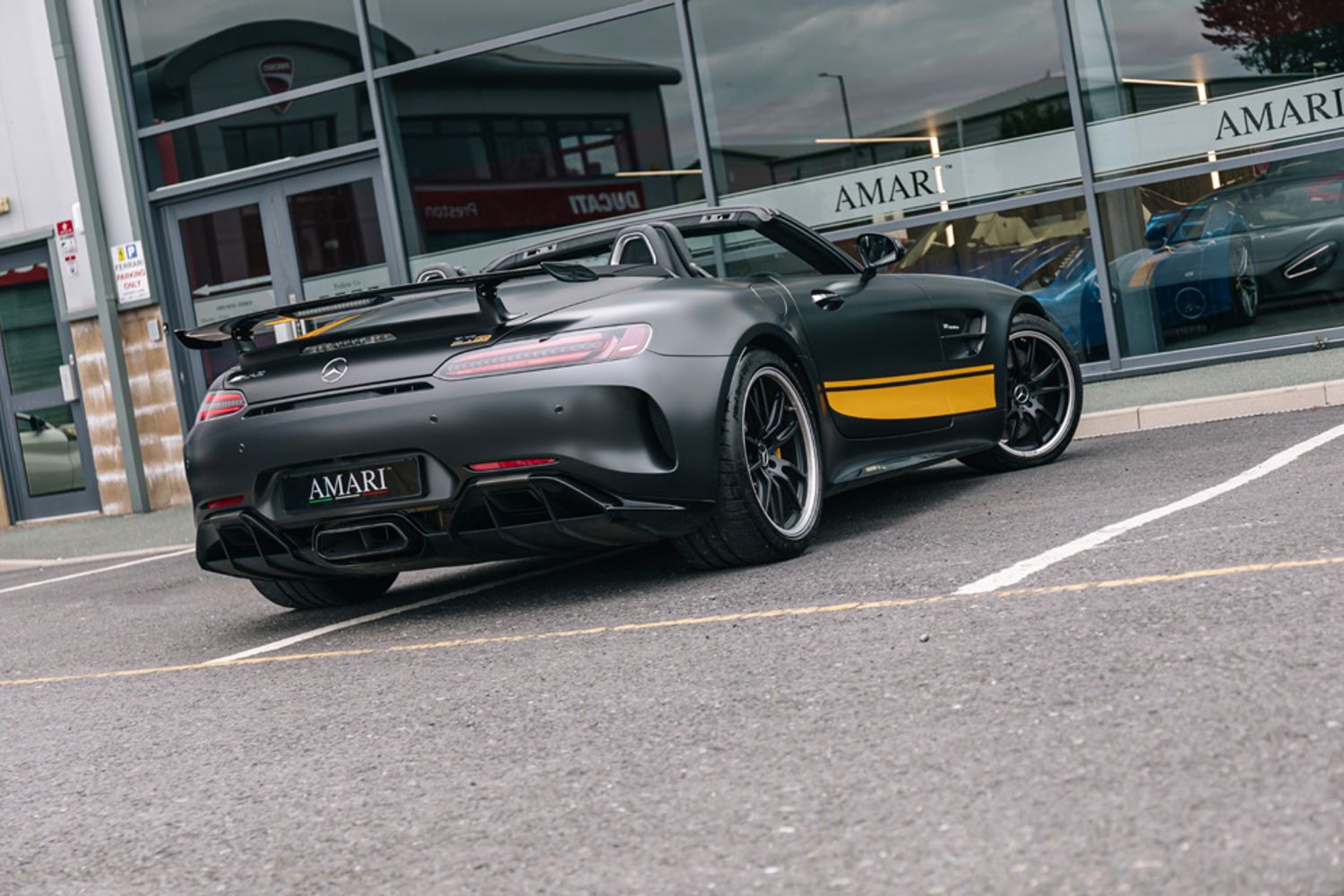 MERCEDES-BENZ GT AMG GT R CONVERTIBLE 4.0 AMG GT R 3DR AUTOMATIC
