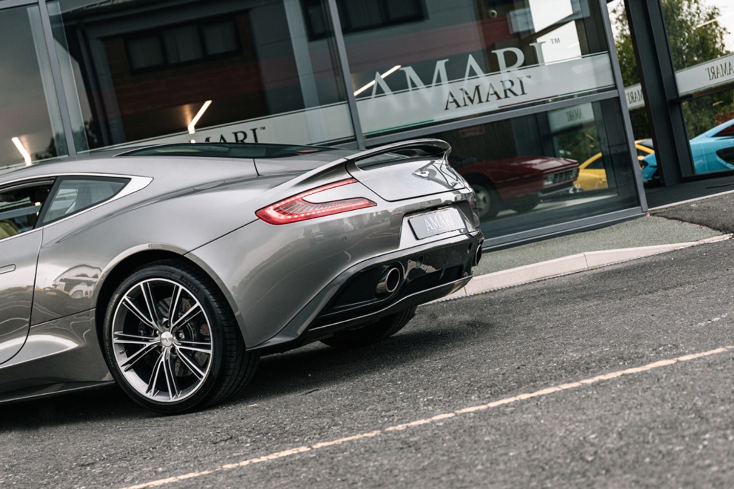 ASTON MARTIN VANQUISH COUPE 5.9 V12 2DR AUTOMATIC