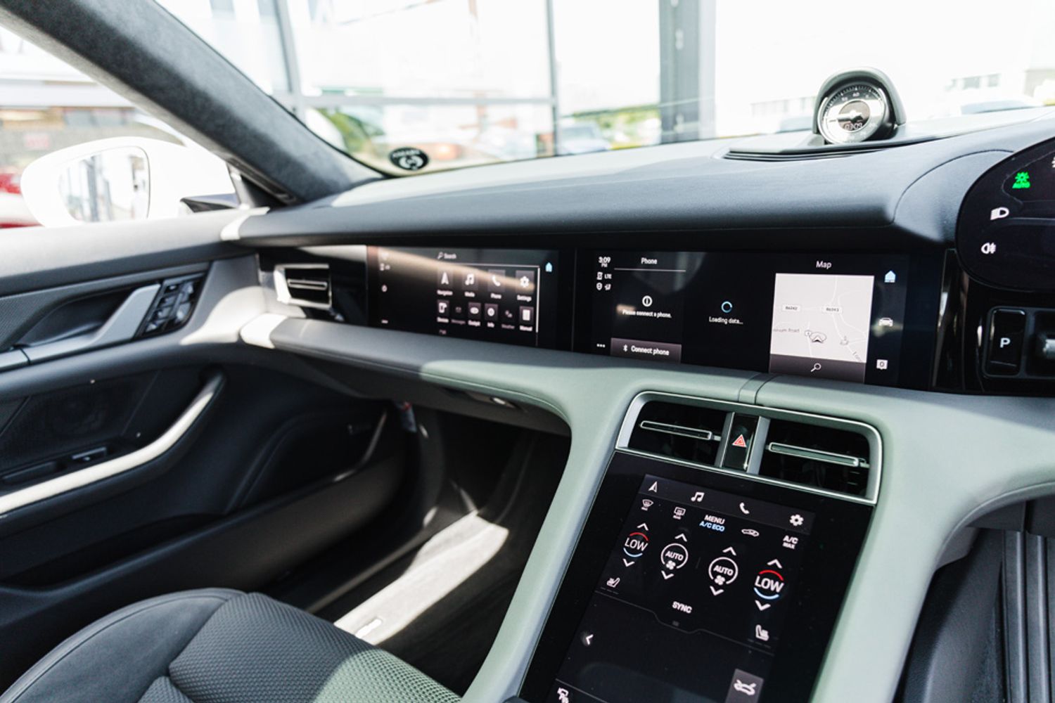 PORSCHE TAYCAN TURBO S ELECTRIC SALOON TURBO S 4DR AUTOMATIC