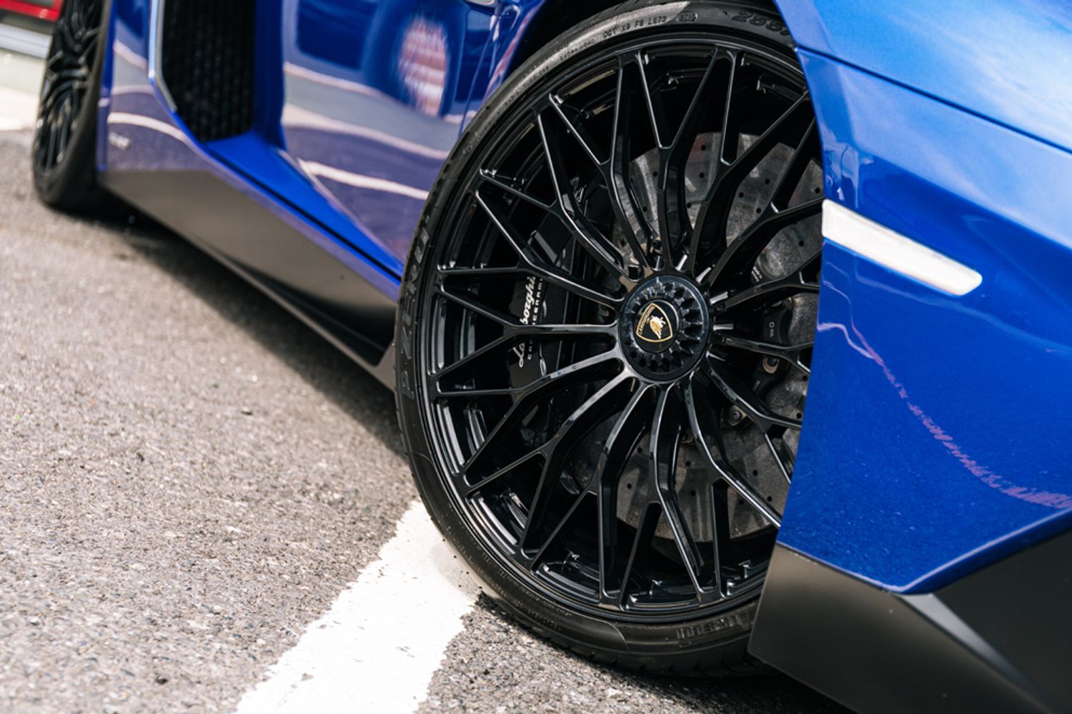 LAMBORGHINI AVENTADOR COUPE 6.5 LP 750-4 SUPERVELOCE 2DR SEMI AUTOMATIC