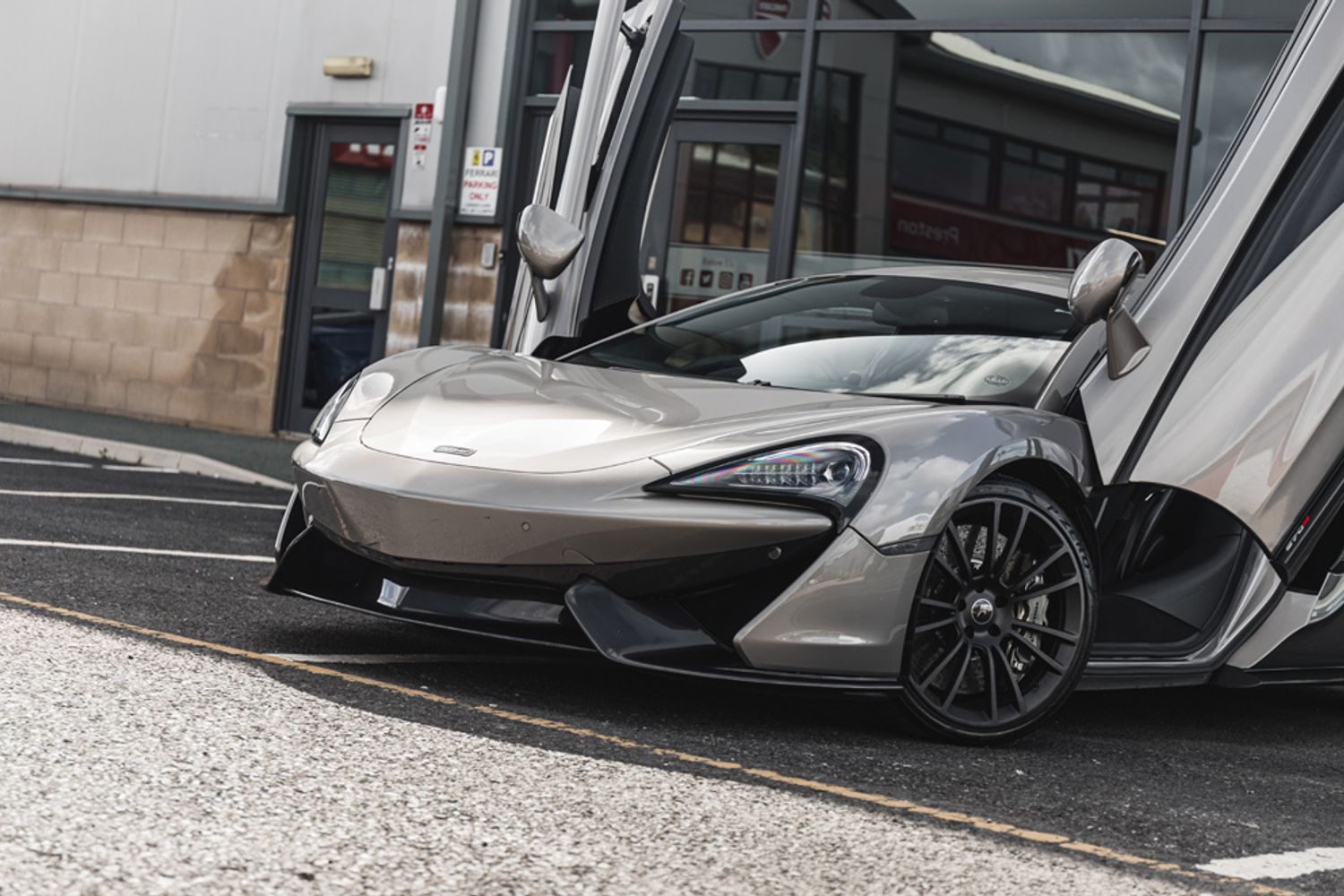 MCLAREN 570S COUPE S-A COUPE 3.8