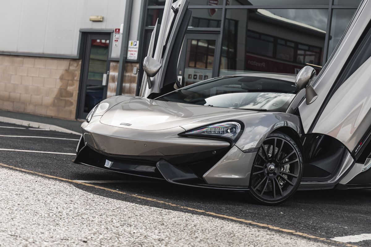 MCLAREN 570S COUPE S-A COUPE 3.8
