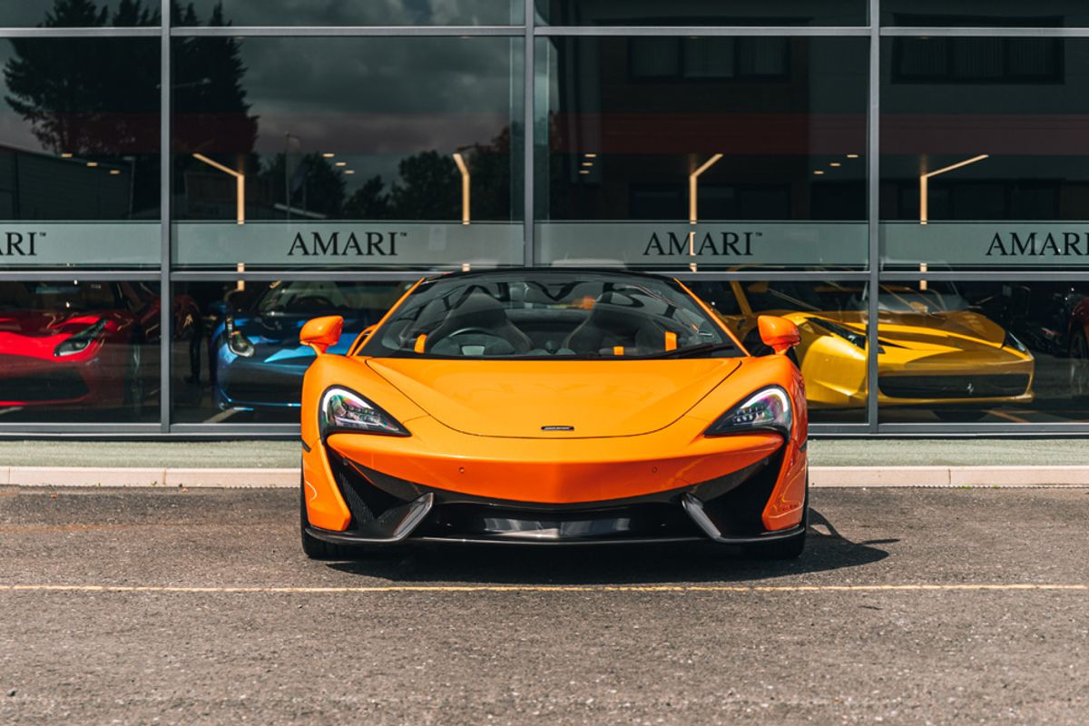 MCLAREN 570S V8 SSG CONVERTIBLE 3.8 V8 SSG 2DR SEMI AUTOMATIC