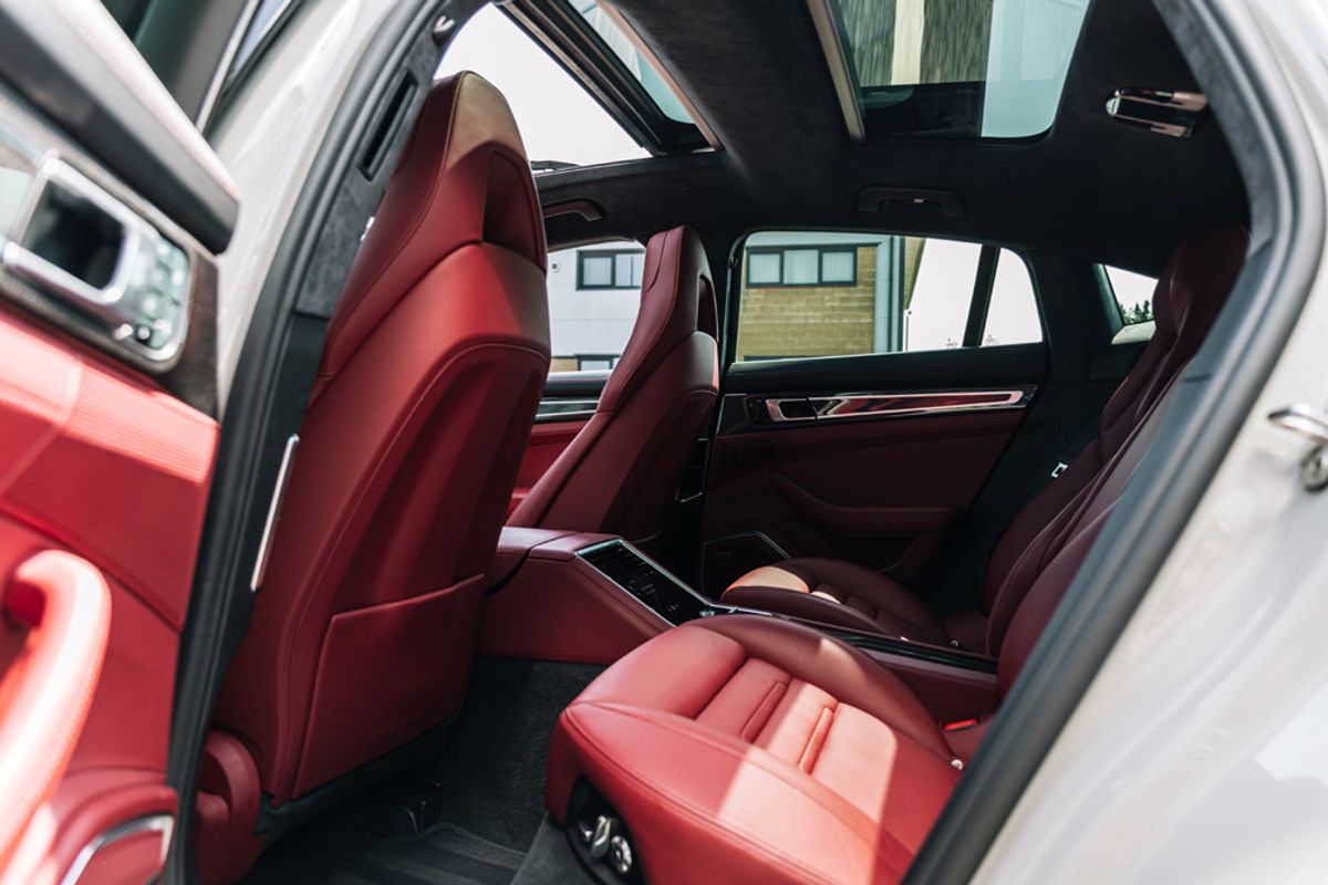 PORSCHE Panamera 4.0 V8 E-Hybrid 7.2 Wh Turbo S