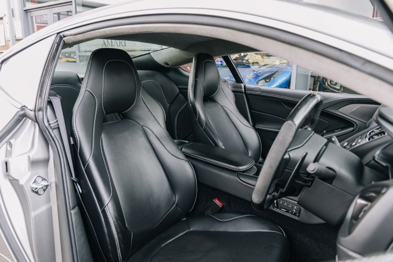 ASTON MARTIN VANQUISH COUPE 5.9 V12 2DR AUTOMATIC