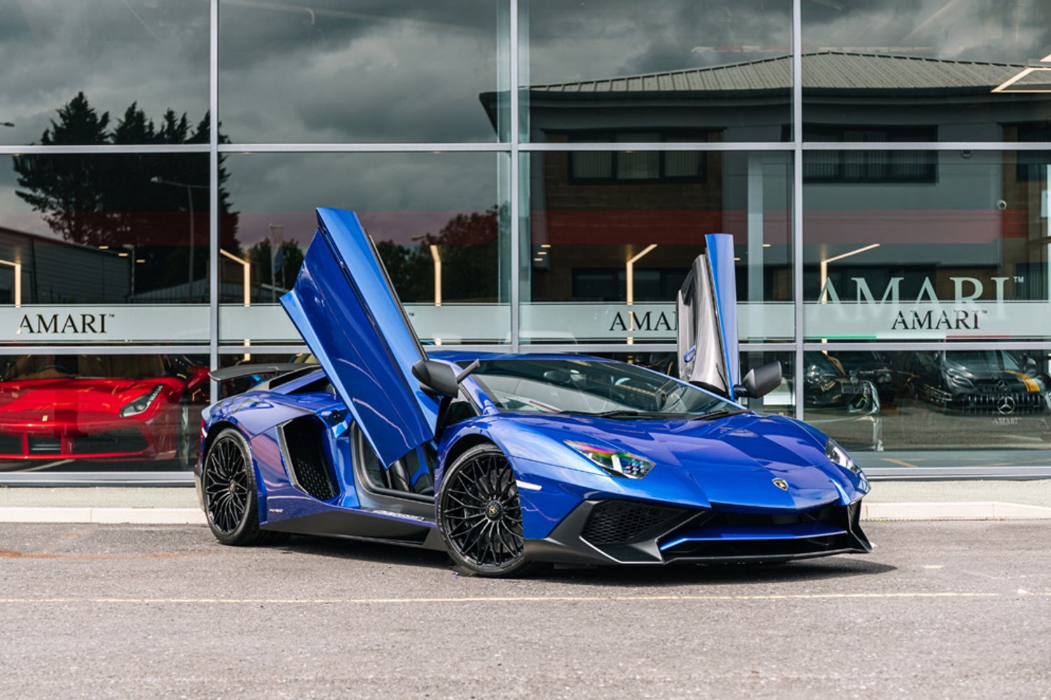 LAMBORGHINI AVENTADOR COUPE 6.5 LP 750-4 SUPERVELOCE 2DR SEMI AUTOMATIC