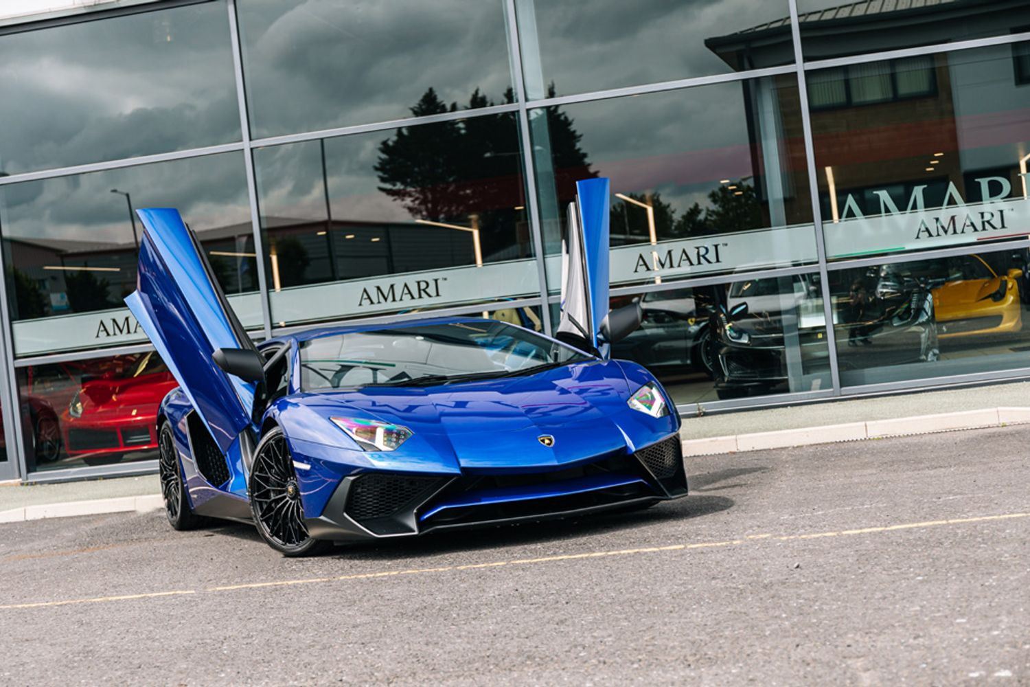 LAMBORGHINI AVENTADOR COUPE 6.5 LP 750-4 SUPERVELOCE 2DR SEMI AUTOMATIC