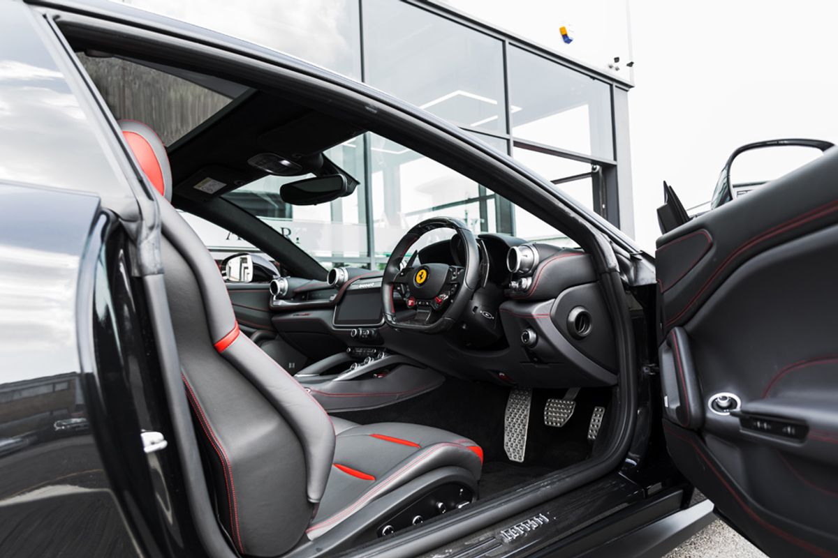 Ferrari GTC4 Lusso 6.3 V12