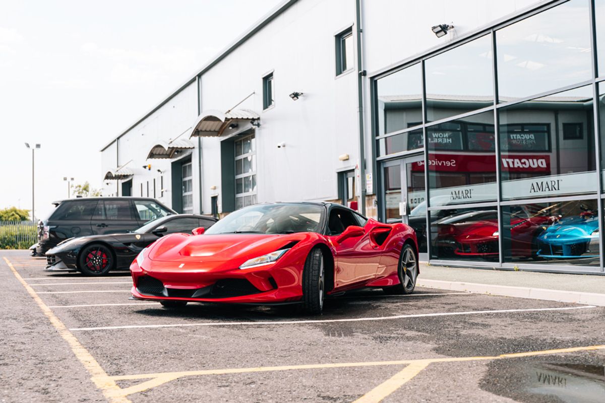 FERRARI F8 TRIBUTO COUPE 3.9 TRIBUTO 2DR SEMI AUTOMATIC