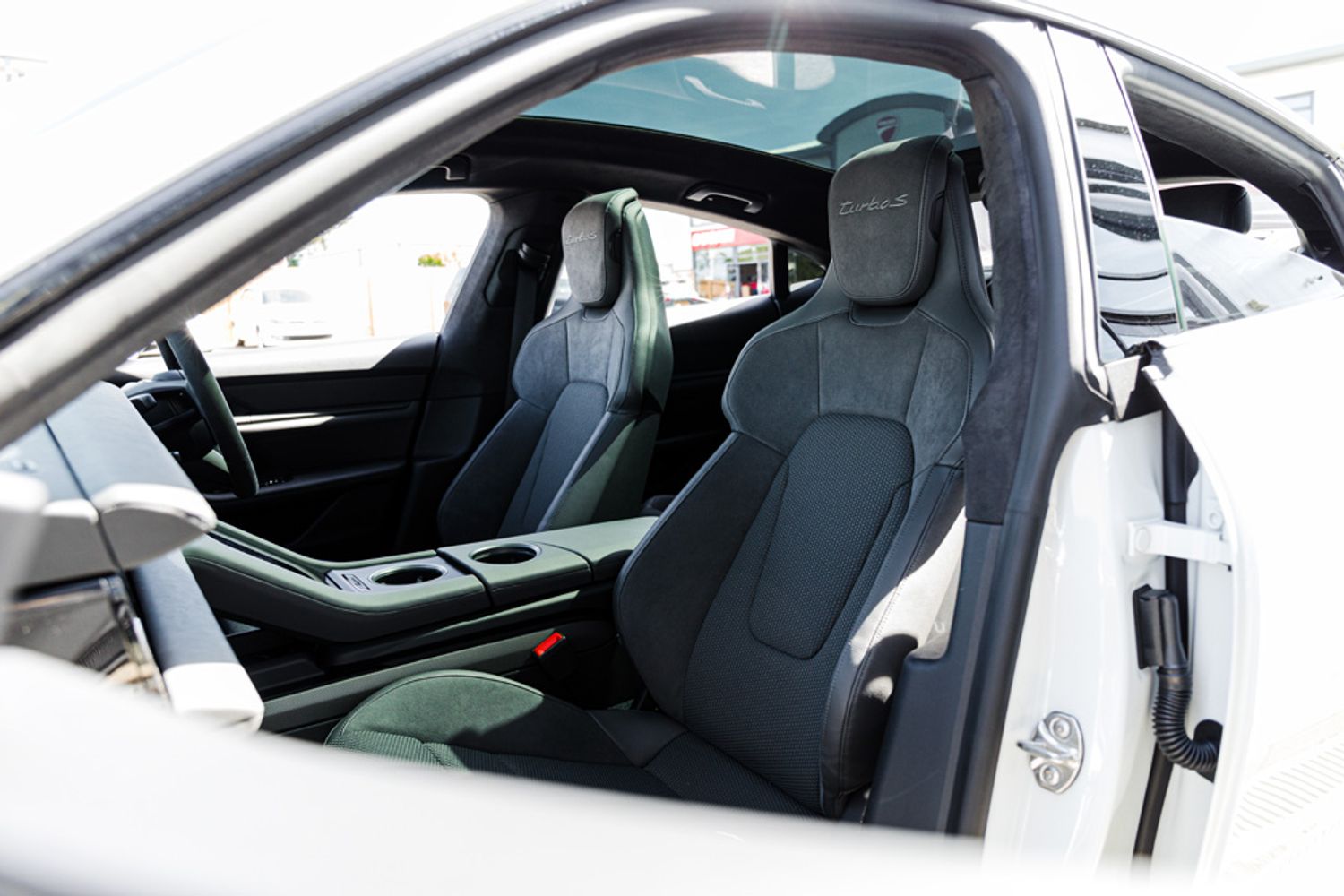PORSCHE TAYCAN TURBO S ELECTRIC SALOON TURBO S 4DR AUTOMATIC