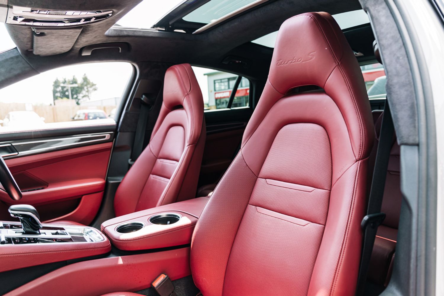 PORSCHE Panamera 4.0 V8 E-Hybrid 7.2 Wh Turbo S