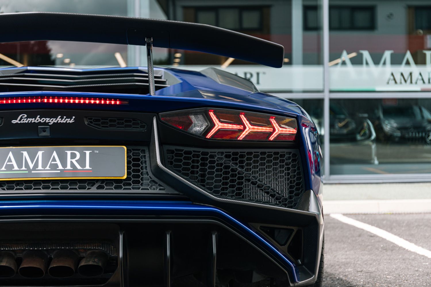 LAMBORGHINI AVENTADOR COUPE 6.5 LP 750-4 SUPERVELOCE 2DR SEMI AUTOMATIC