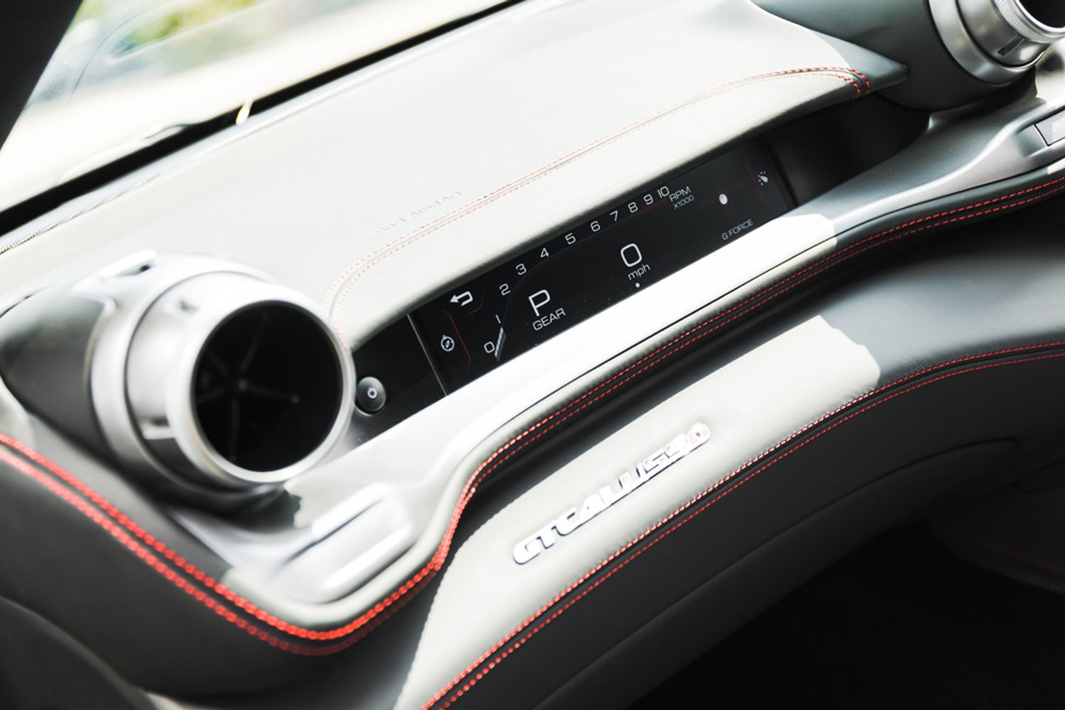Ferrari GTC4 Lusso 6.3 V12