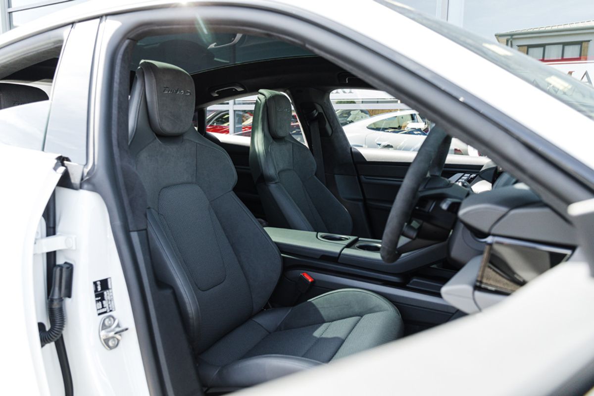 PORSCHE TAYCAN TURBO S ELECTRIC SALOON TURBO S 4DR AUTOMATIC