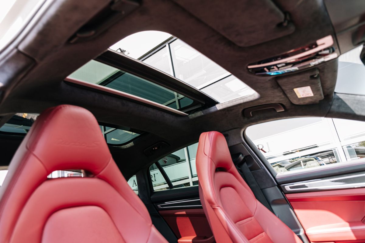 PORSCHE Panamera 4.0 V8 E-Hybrid 7.2 Wh Turbo S