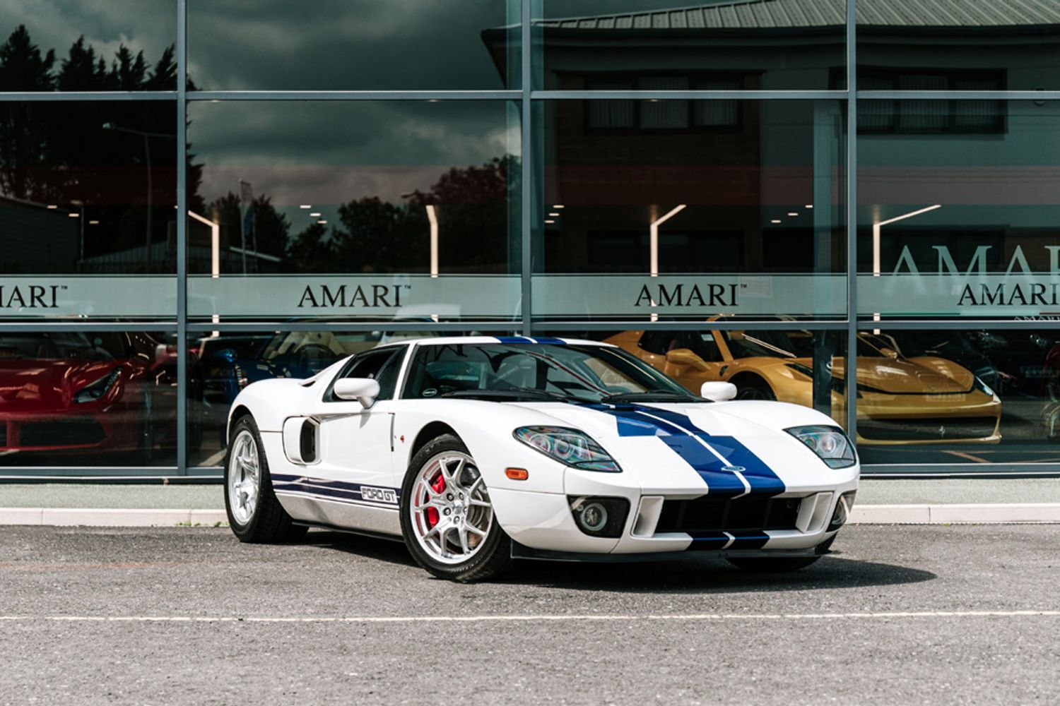 FORD GT COUPE 5.4