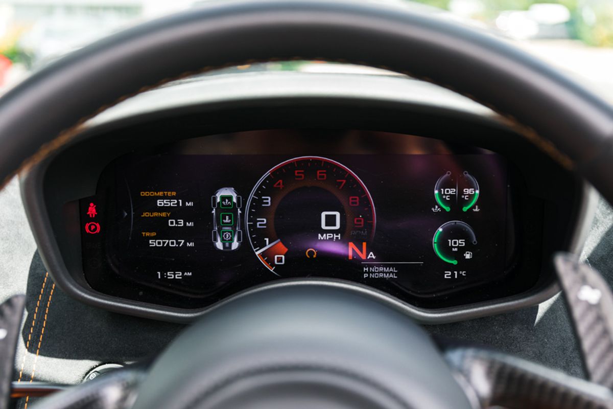 MCLAREN 570S V8 SSG CONVERTIBLE 3.8 V8 SSG 2DR SEMI AUTOMATIC