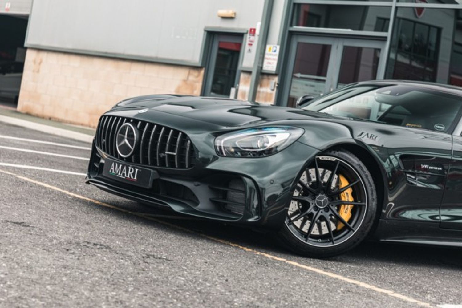 MERCEDES-BENZ AMG GT COUPE 4.0 AMG GT R PREMIUM 2DR AUTOMATIC