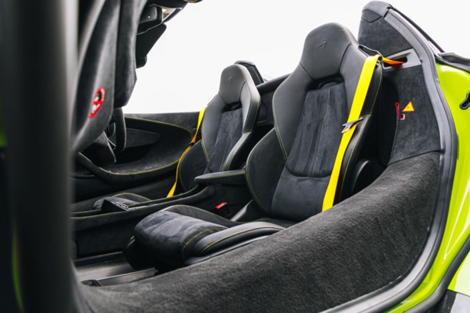 MCLAREN 600LT V8 SSG CONVERTIBLE 3.8 V8 SSG 2DR SEMI AUTOMATIC
