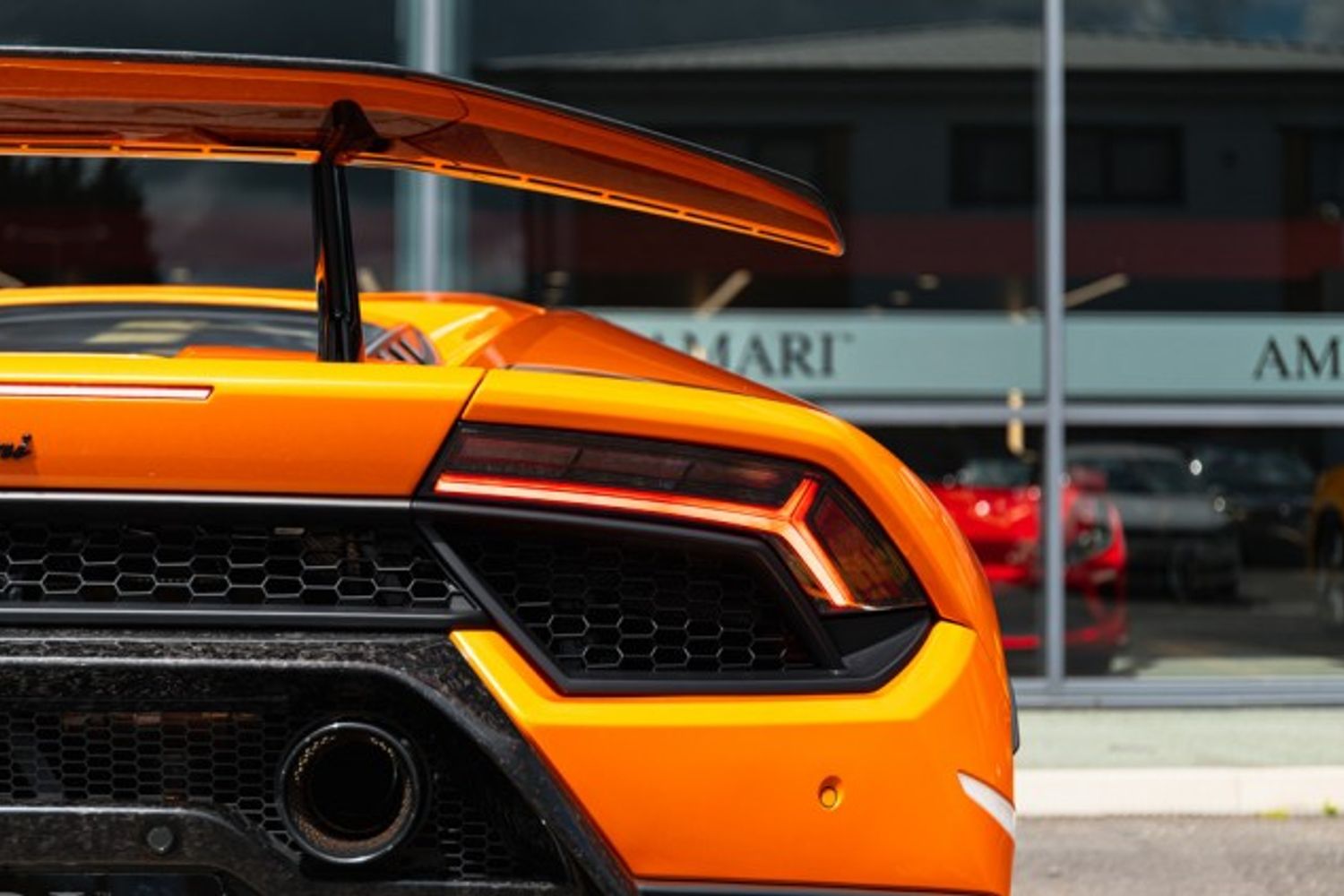 LAMBORGHINI HURACAN COUPE 5.2 LP 640-4 PERFORMANTE 2DR SEMI AUTOMATIC