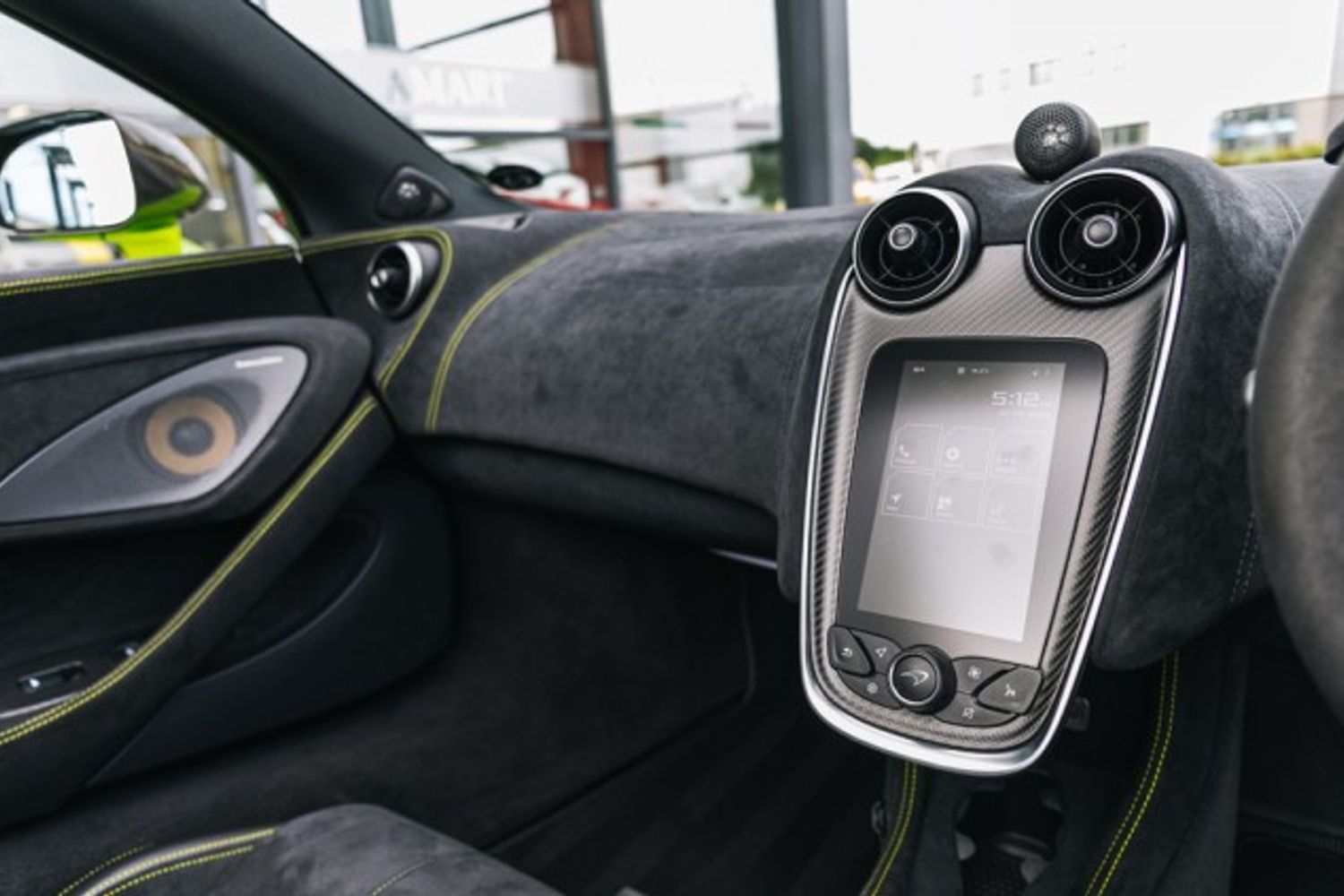 MCLAREN 600LT V8 SSG CONVERTIBLE 3.8 V8 SSG 2DR SEMI AUTOMATIC