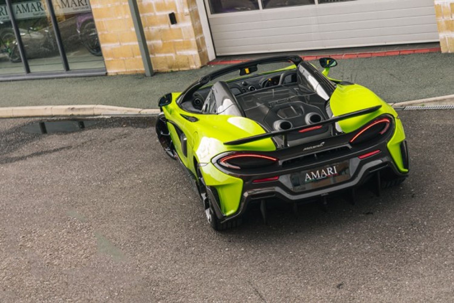 MCLAREN 600LT V8 SSG CONVERTIBLE 3.8 V8 SSG 2DR SEMI AUTOMATIC