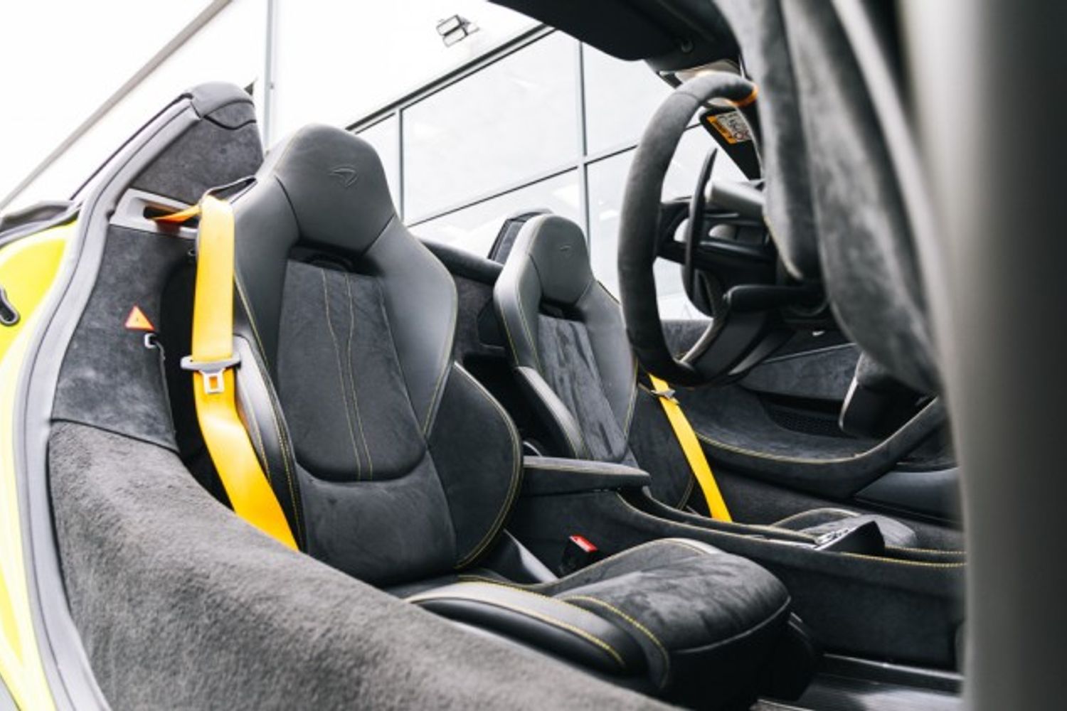 MCLAREN 600LT V8 SSG CONVERTIBLE 3.8 V8 SSG 2DR SEMI AUTOMATIC
