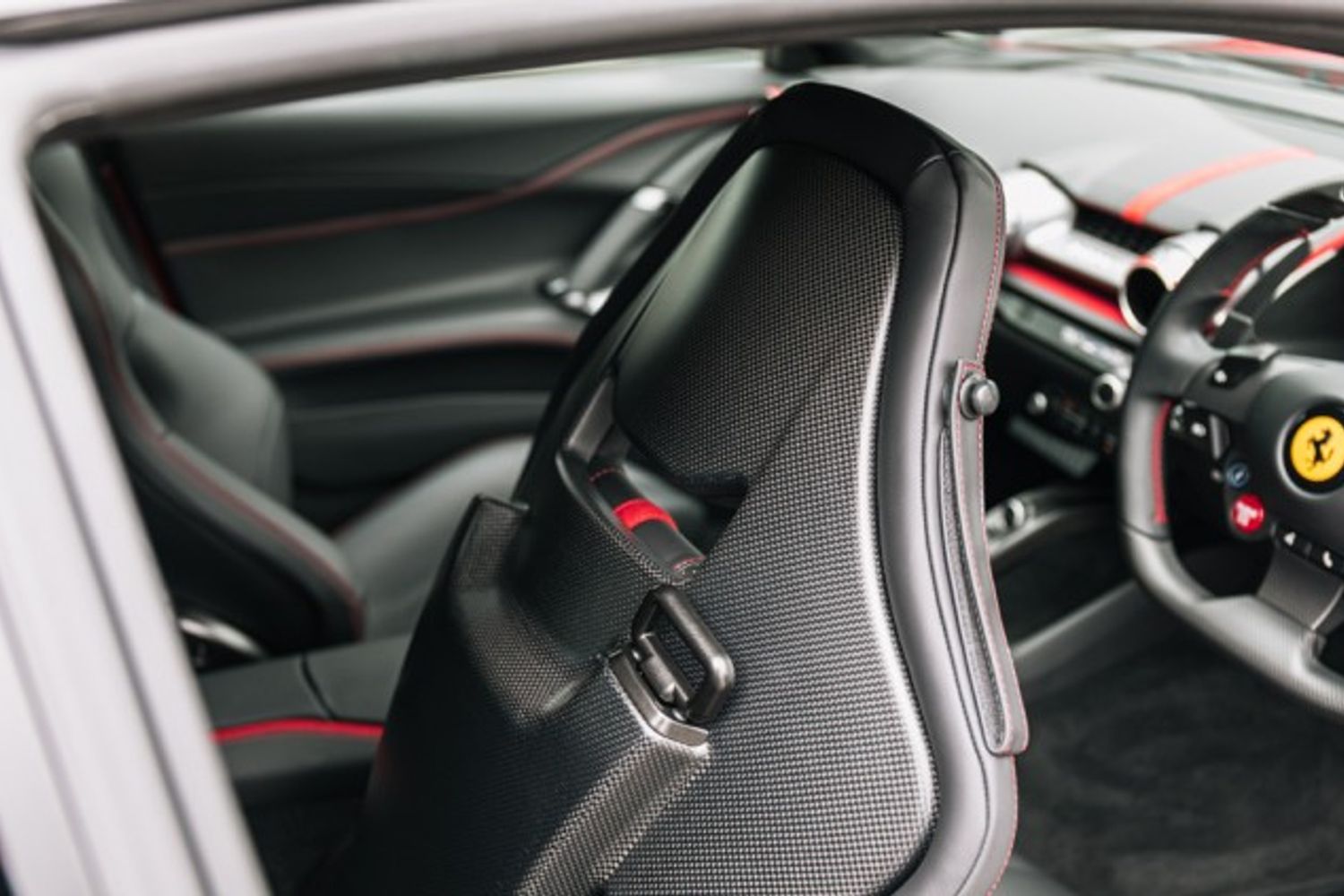 FERRARI 812 SUPERFAST COUPE 6.5 BCE 2DR SEMI AUTOMATIC