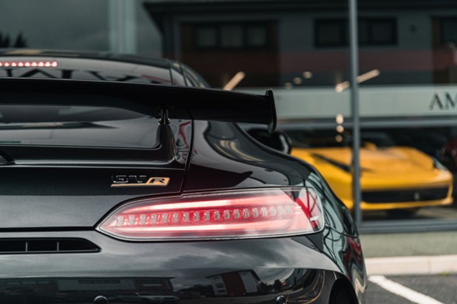 MERCEDES-BENZ AMG GT COUPE 4.0 AMG GT R PREMIUM 2DR AUTOMATIC
