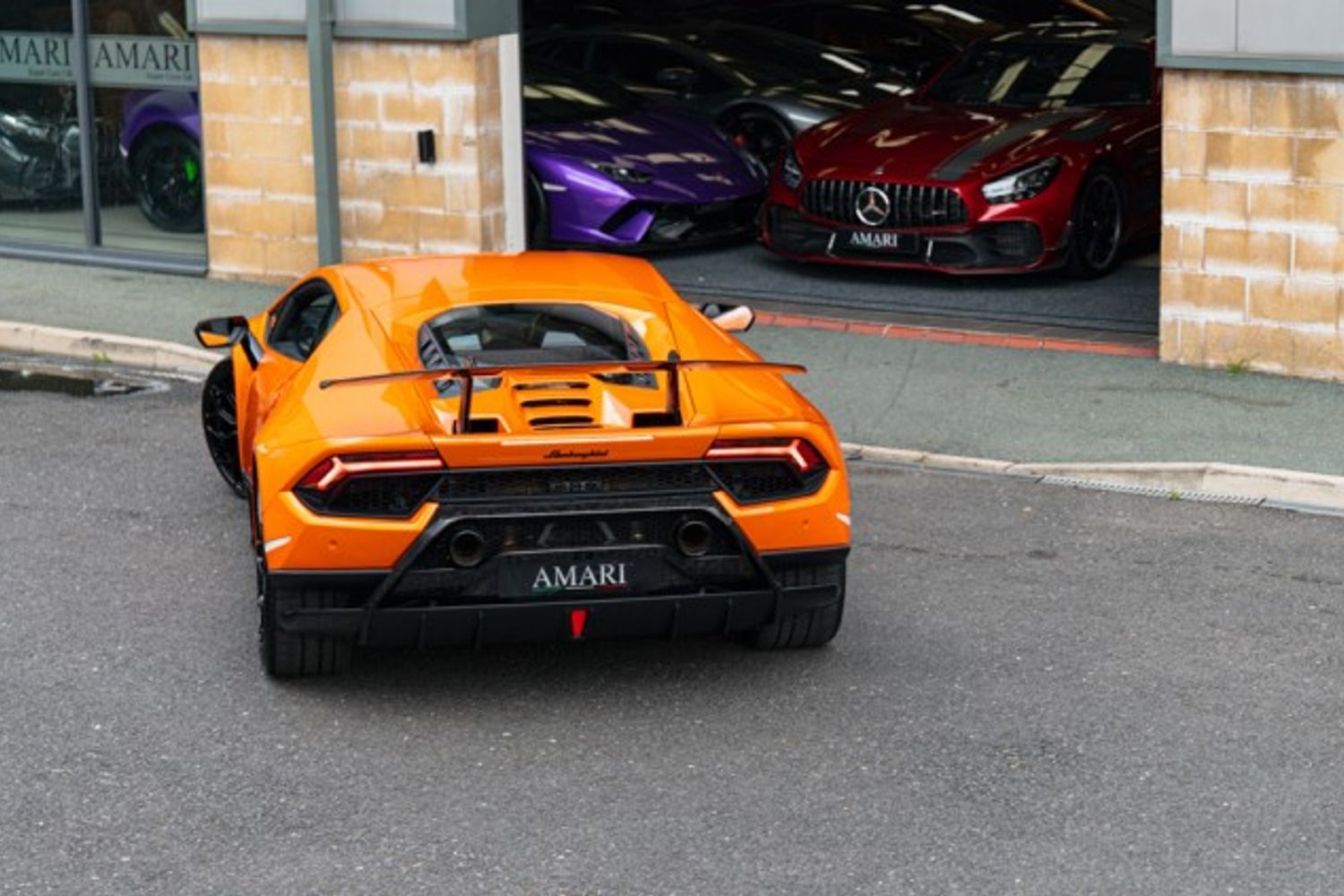 LAMBORGHINI HURACAN COUPE 5.2 LP 640-4 PERFORMANTE 2DR SEMI AUTOMATIC