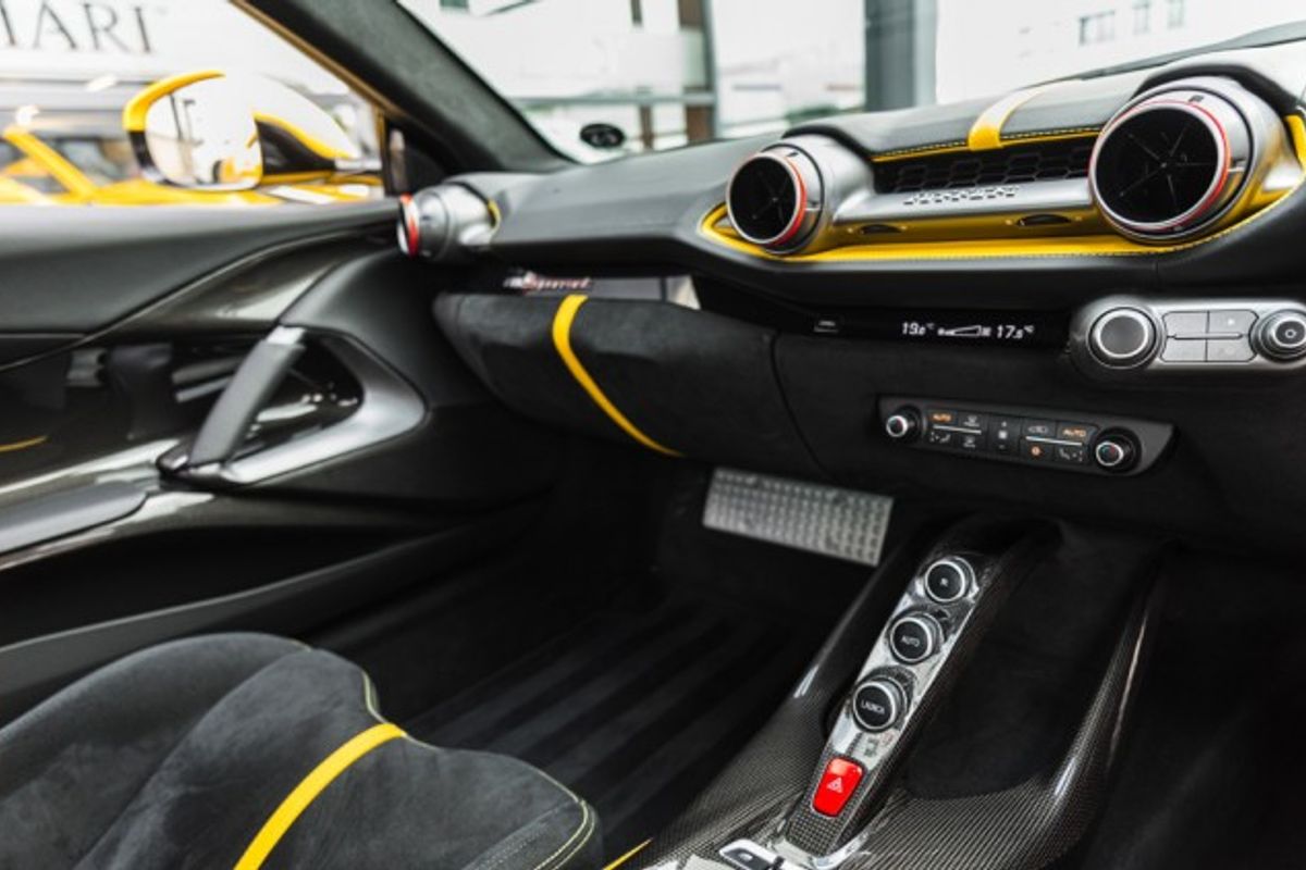 FERRARI 812 SUPERFAST BCE COUPE 6.5 BCE 2DR SEMI AUTOMATIC