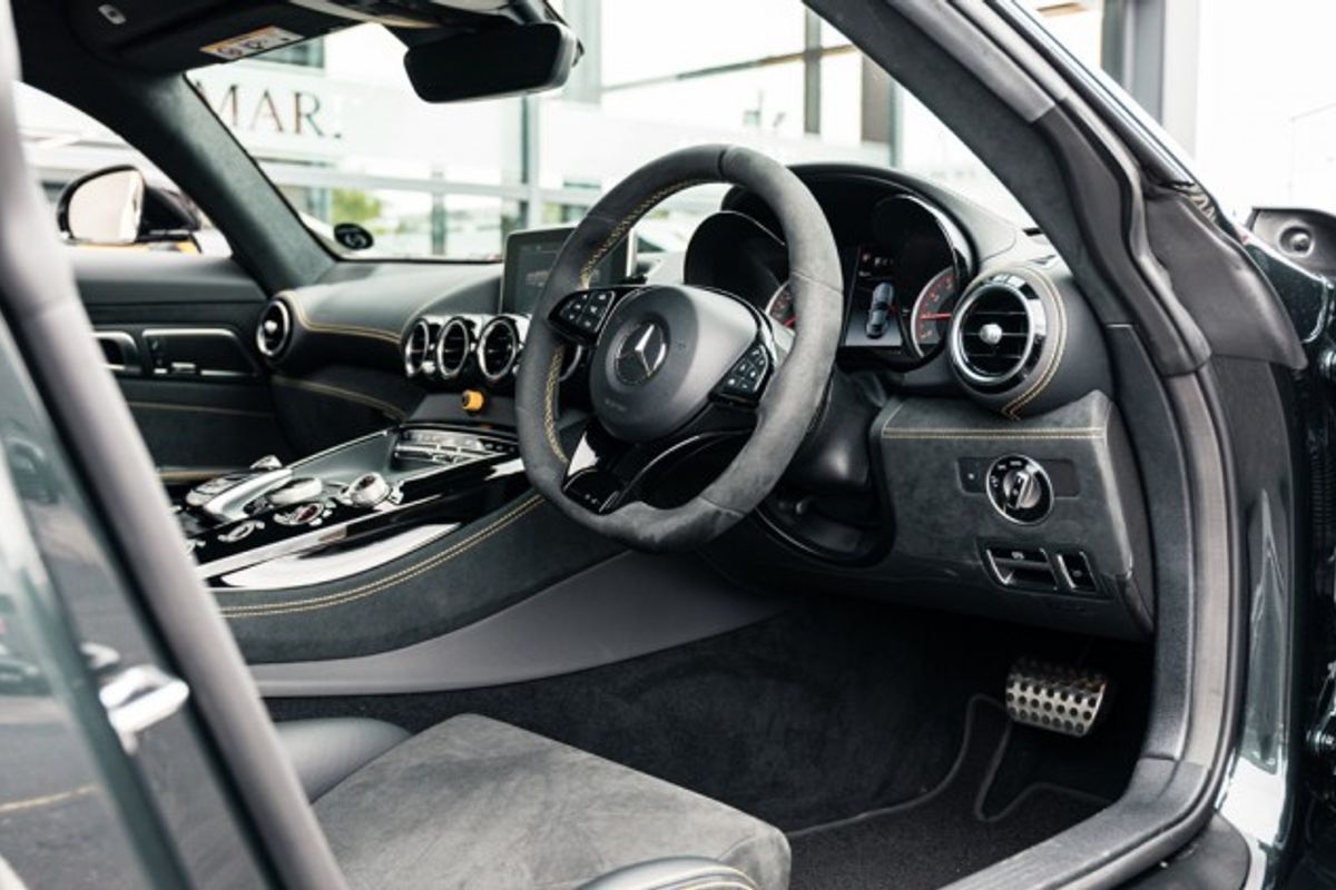 MERCEDES-BENZ AMG GT COUPE 4.0 AMG GT R PREMIUM 2DR AUTOMATIC