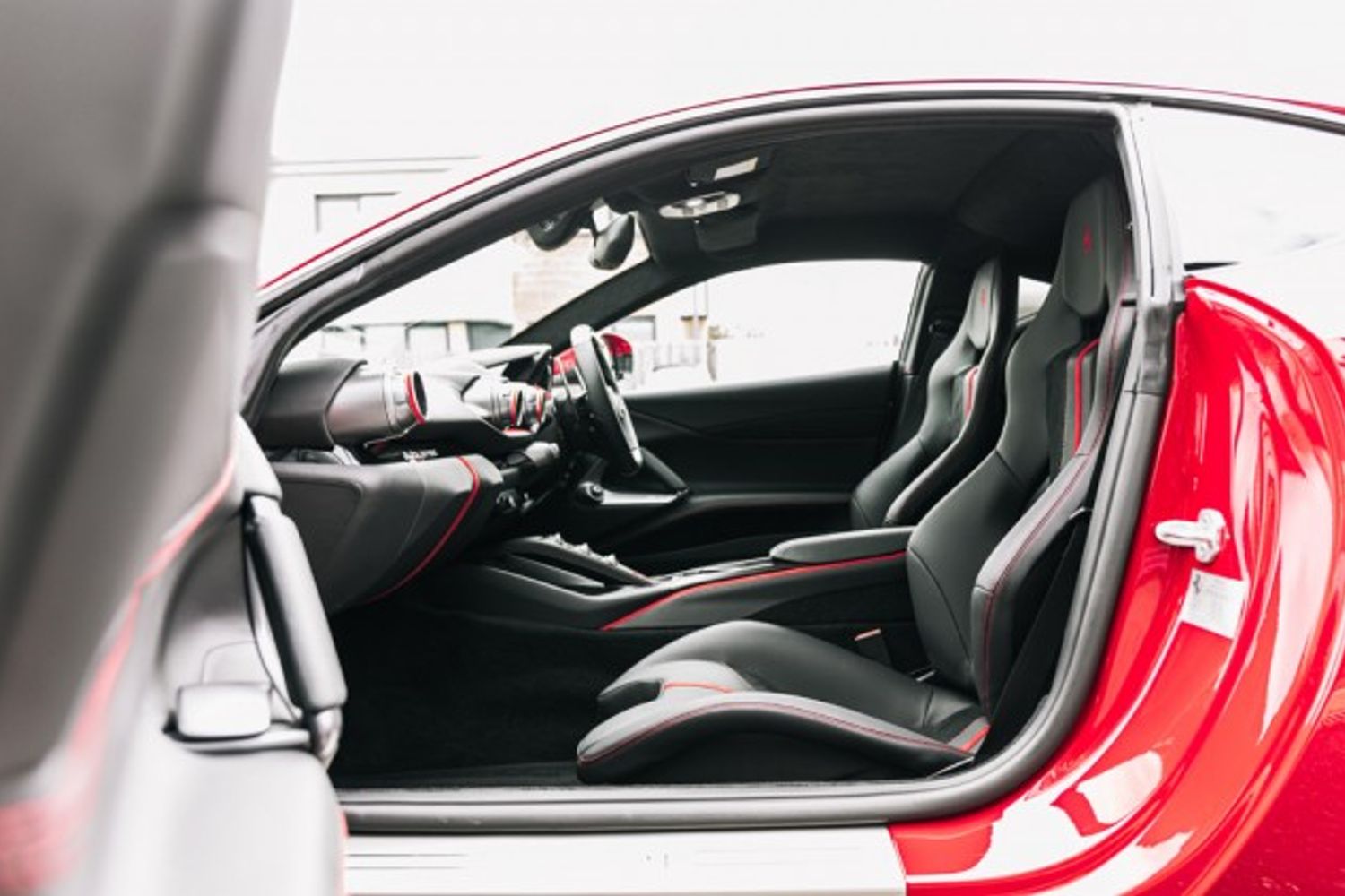 FERRARI 812 SUPERFAST COUPE 6.5 BCE 2DR SEMI AUTOMATIC