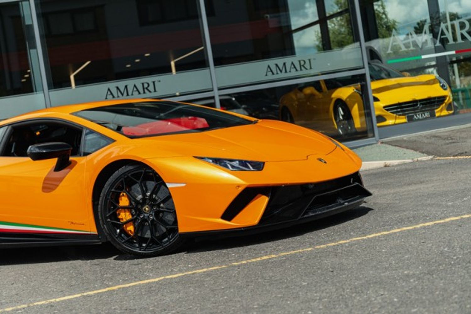 LAMBORGHINI HURACAN COUPE 5.2 LP 640-4 PERFORMANTE 2DR SEMI AUTOMATIC