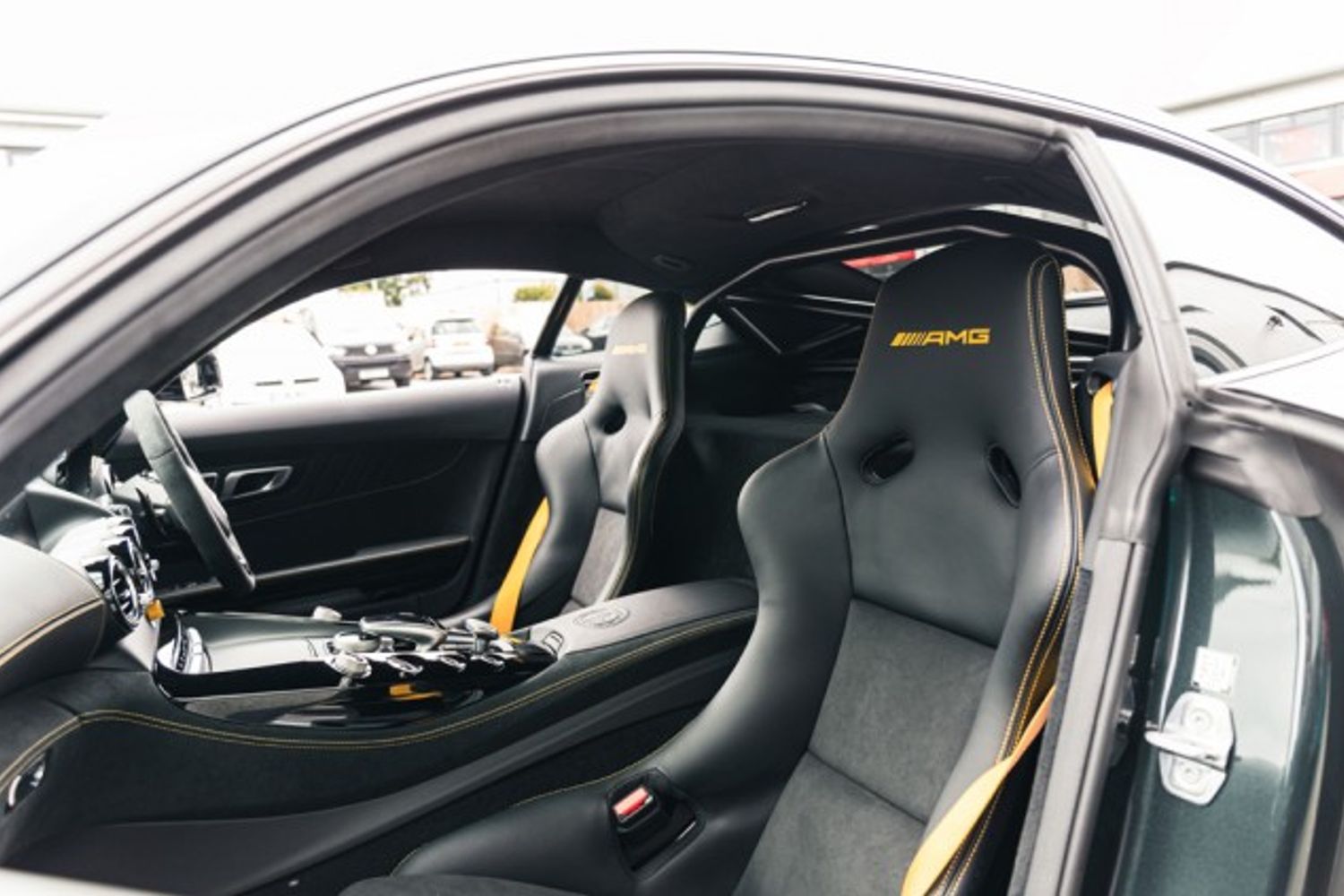 MERCEDES-BENZ AMG GT COUPE 4.0 AMG GT R PREMIUM 2DR AUTOMATIC