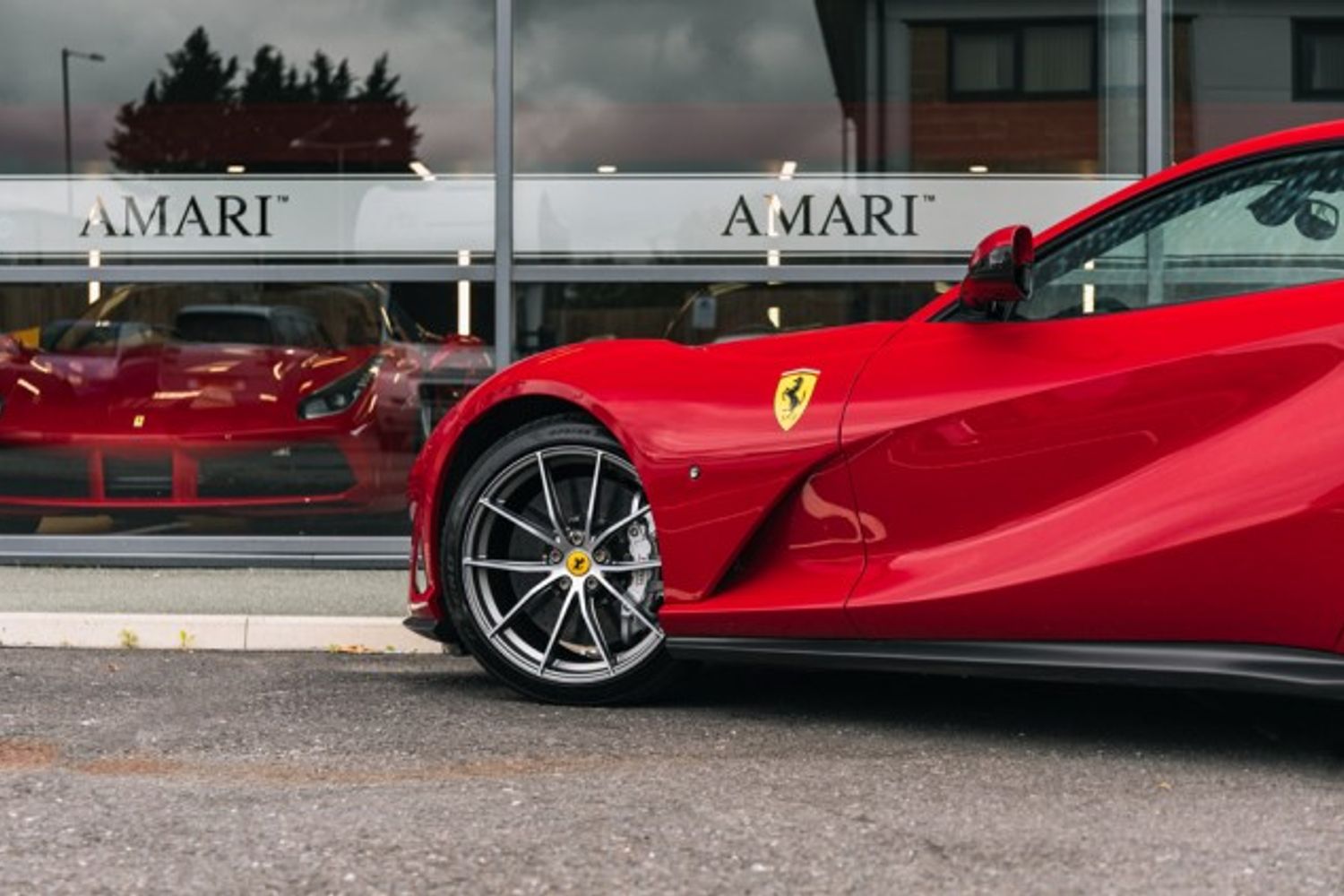 FERRARI 812 SUPERFAST COUPE 6.5 BCE 2DR SEMI AUTOMATIC