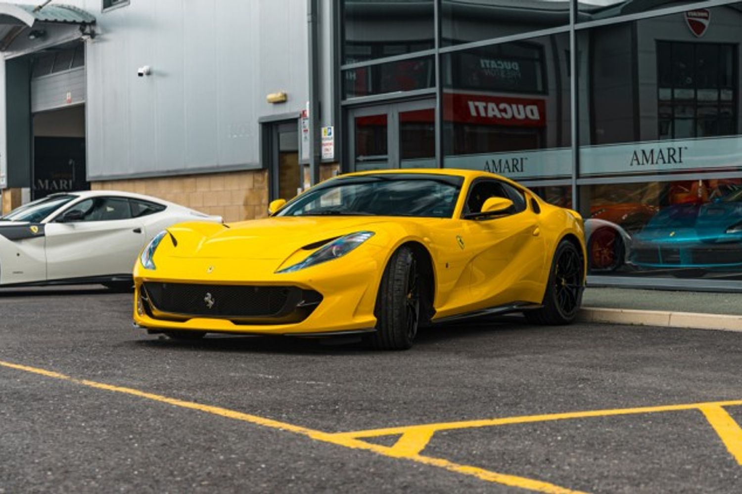 FERRARI 812 SUPERFAST BCE COUPE 6.5 BCE 2DR SEMI AUTOMATIC