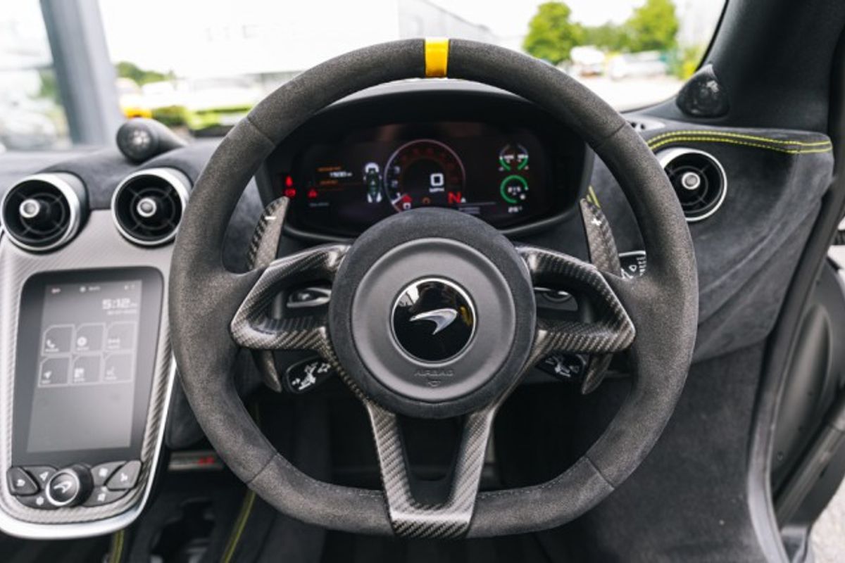 MCLAREN 600LT V8 SSG CONVERTIBLE 3.8 V8 SSG 2DR SEMI AUTOMATIC
