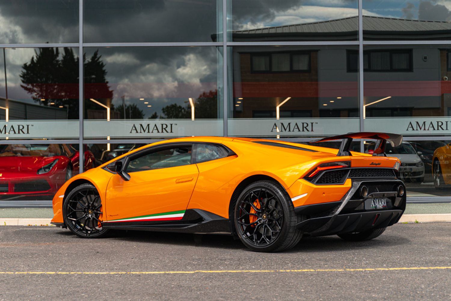 LAMBORGHINI HURACAN COUPE 5.2 LP 640-4 PERFORMANTE 2DR SEMI AUTOMATIC