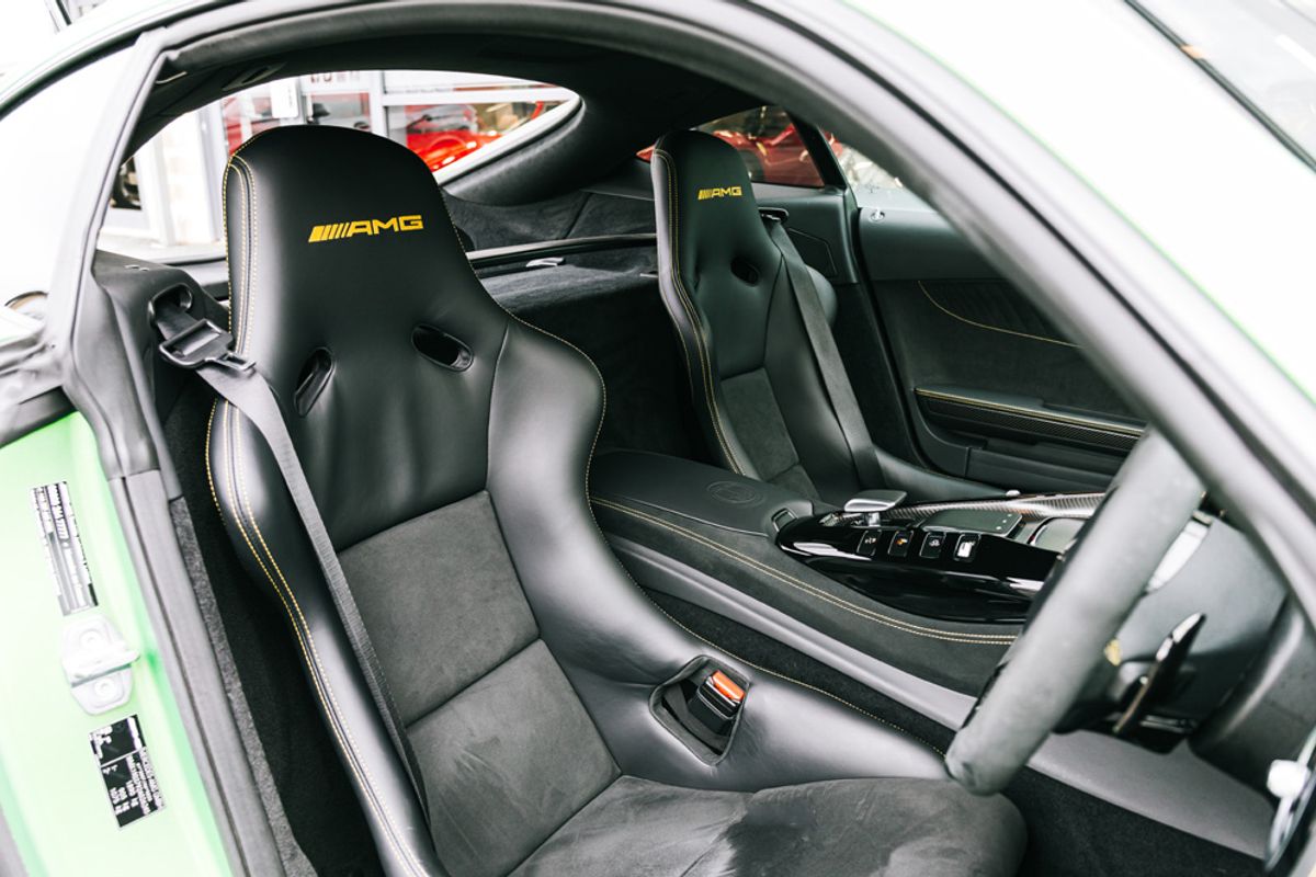 MERCEDES-BENZ AMG GT COUPE 4.0 AMG GT R PREMIUM 2DR AUTOMATIC
