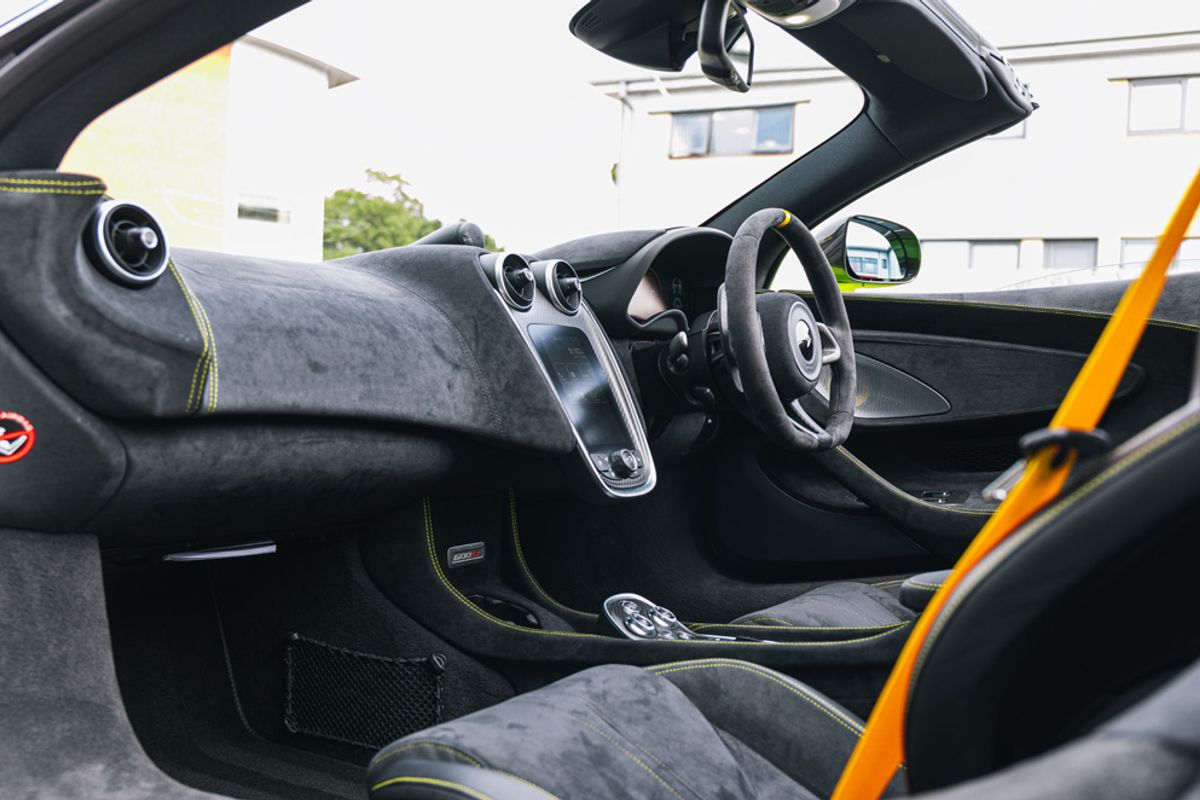 MCLAREN 600LT V8 SSG CONVERTIBLE 3.8 V8 SSG 2DR SEMI AUTOMATIC