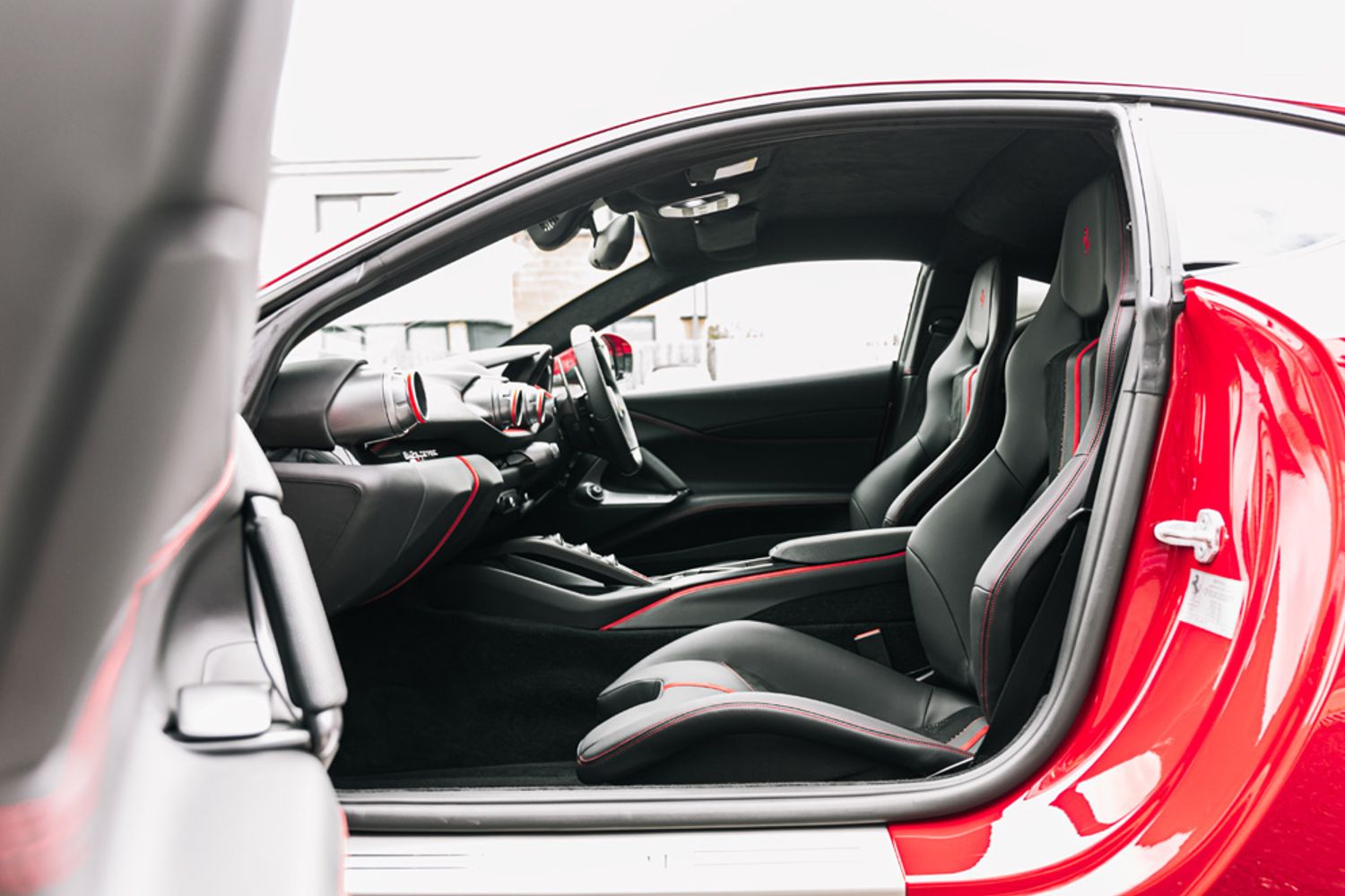 FERRARI 812 SUPERFAST COUPE 6.5 BCE 2DR SEMI AUTOMATIC