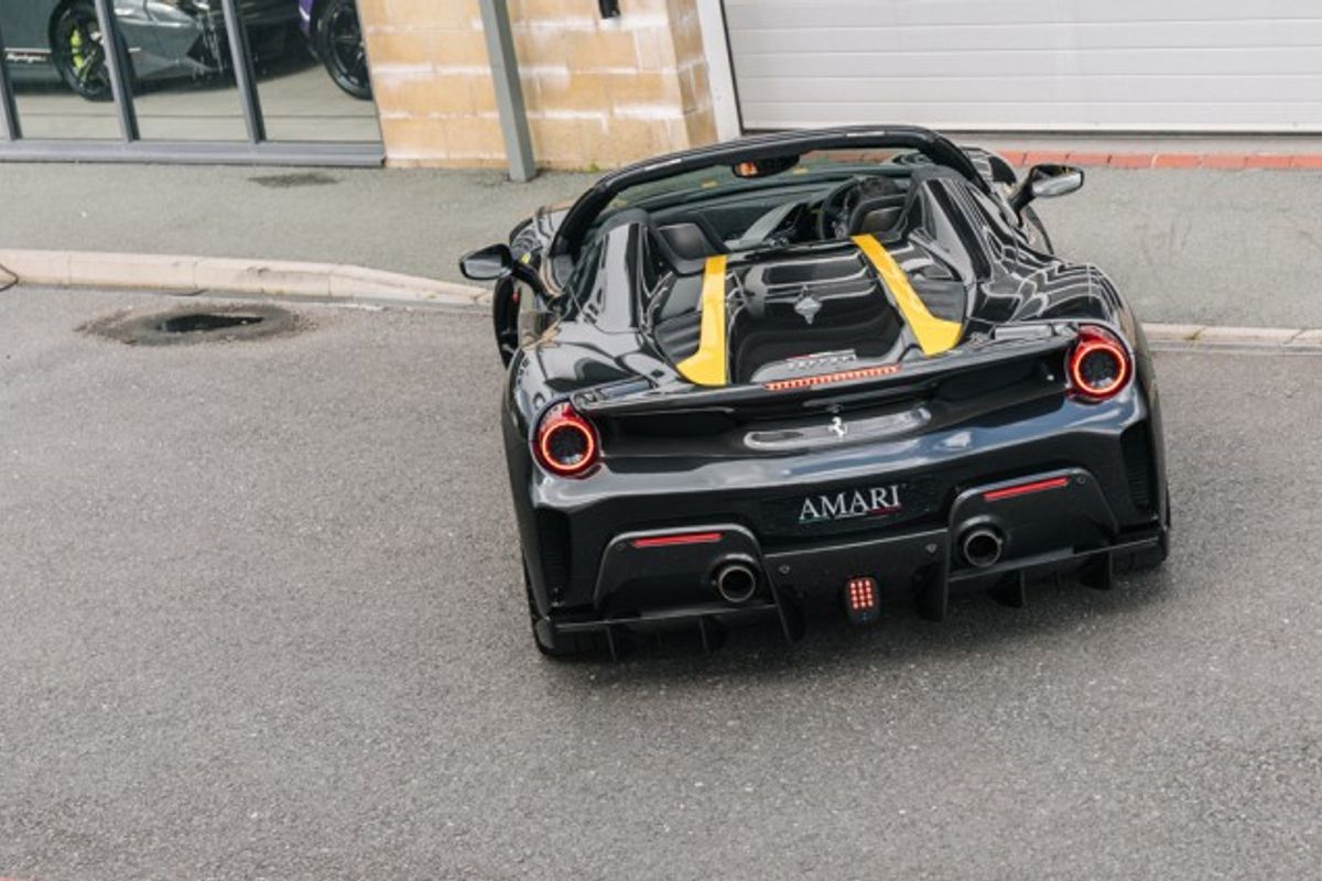FERRARI 488 PISTA VSS CONVERTIBLE 3.9 VSS 2DR SEMI AUTOMATIC