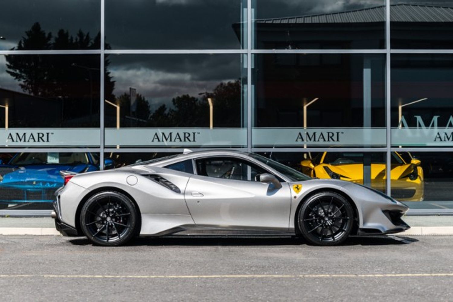 FERRARI 488 PISTA VS COUPE 3.9 VS 2DR SEMI AUTOMATIC