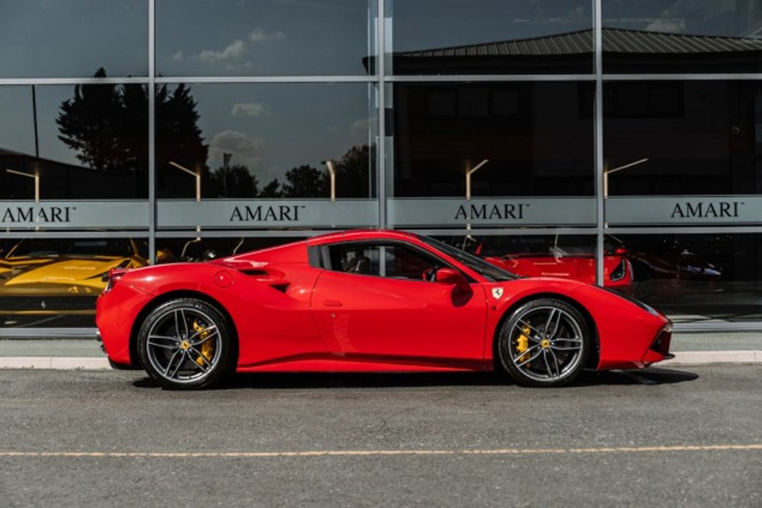 FERRARI 488 CONVERTIBLE 3.9 SPIDER 2DR SEMI AUTOMATIC