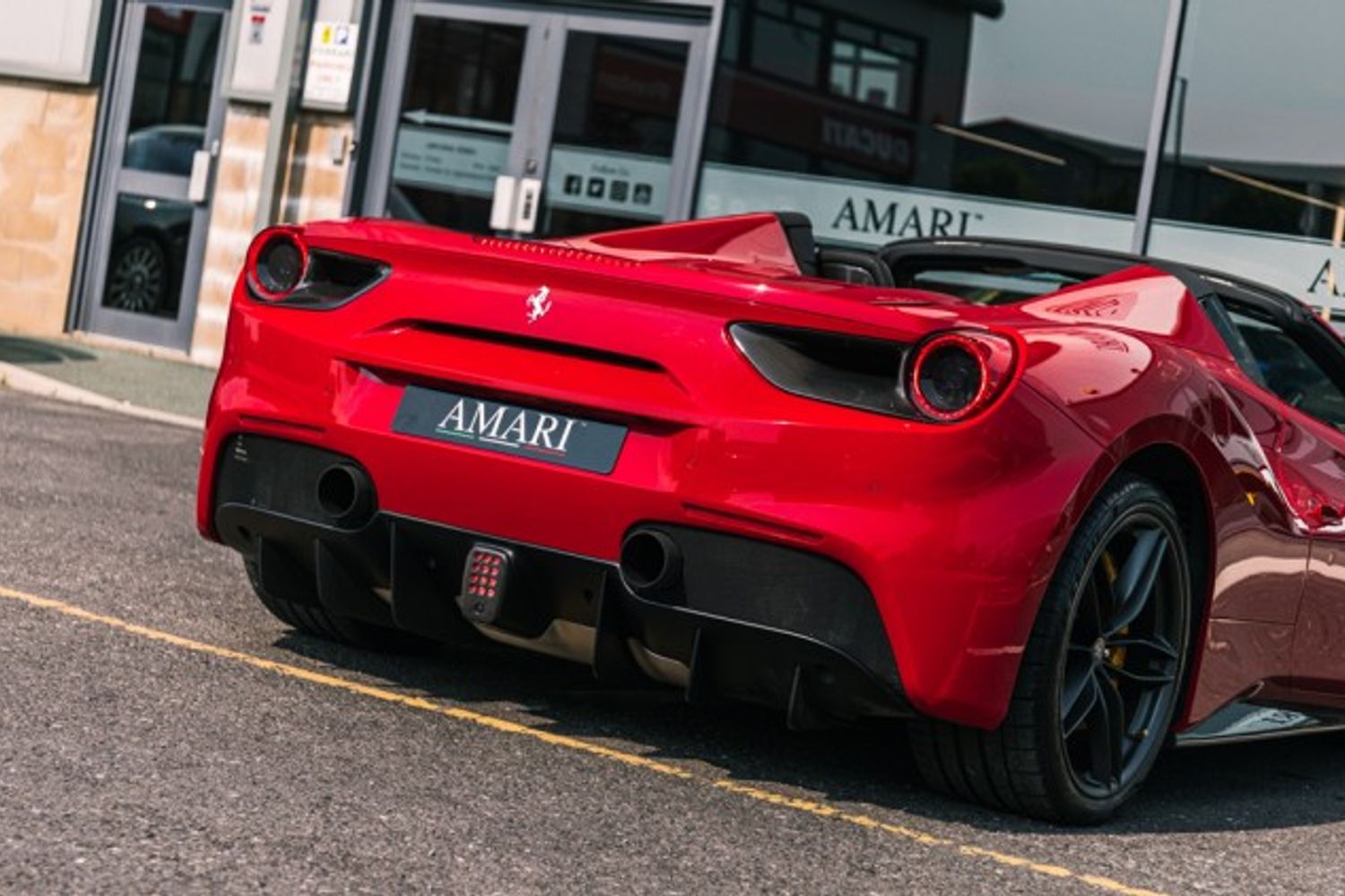 FERRARI 488 CONVERTIBLE 3.9 SPIDER 2DR SEMI AUTOMATIC
