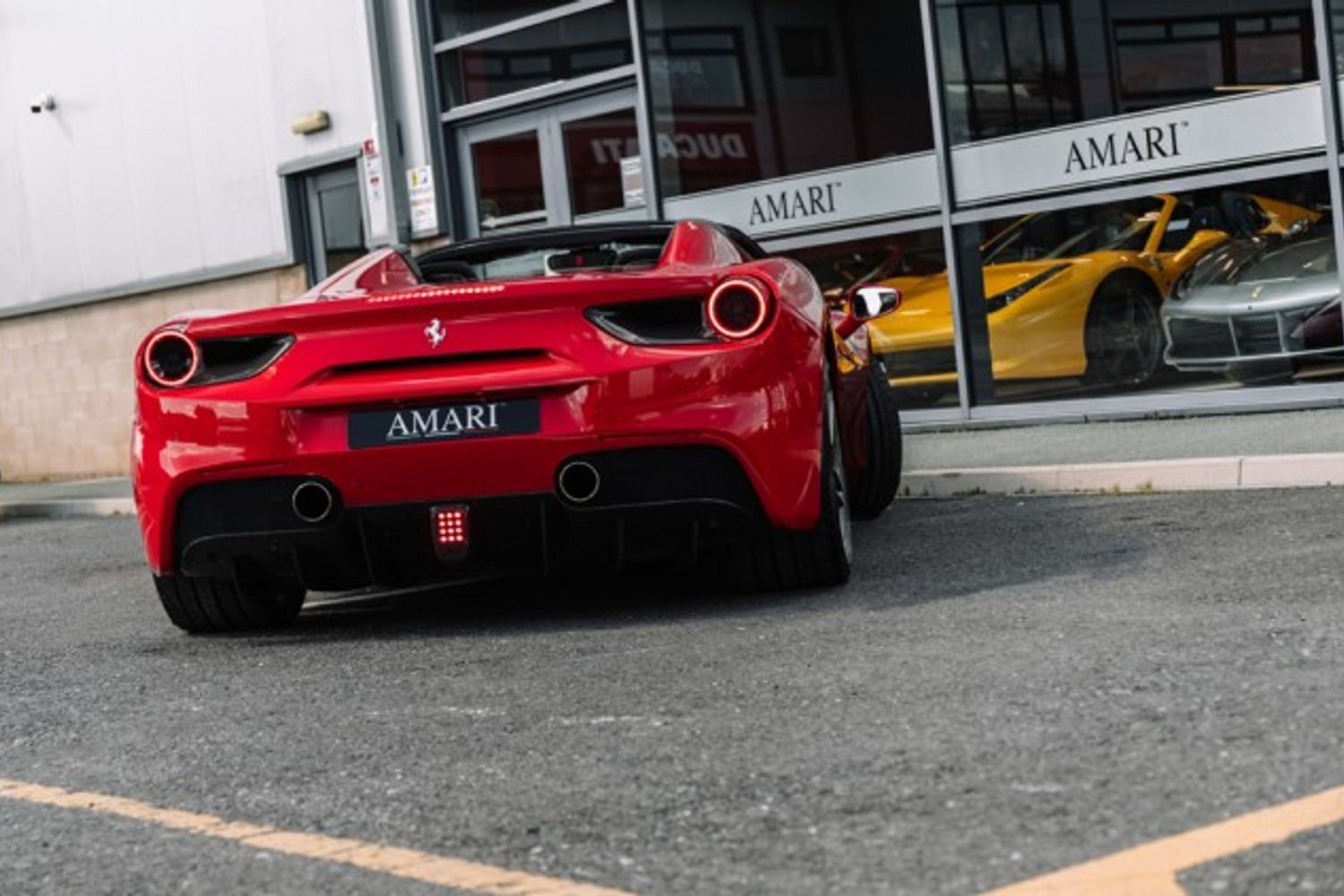 FERRARI 488 CONVERTIBLE 3.9 SPIDER 2DR SEMI AUTOMATIC