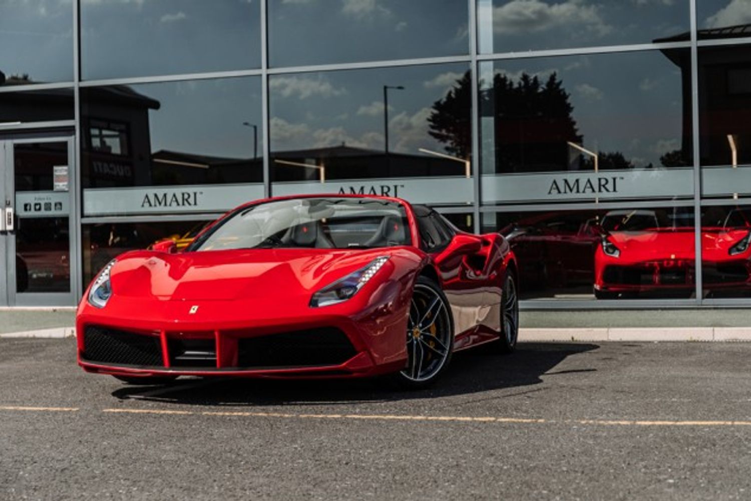 FERRARI 488 CONVERTIBLE 3.9 SPIDER 2DR SEMI AUTOMATIC