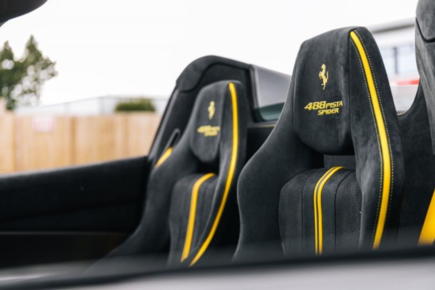 FERRARI 488 PISTA VSS CONVERTIBLE 3.9 VSS 2DR SEMI AUTOMATIC