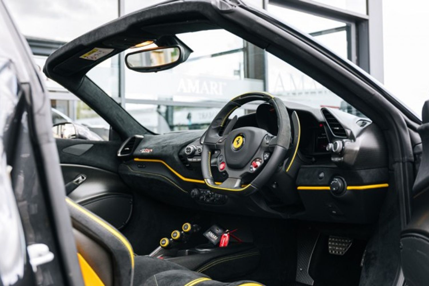FERRARI 488 PISTA VSS CONVERTIBLE 3.9 VSS 2DR SEMI AUTOMATIC